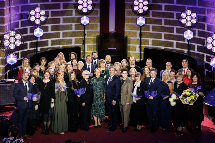 Kopējais foto no svinīgās apbalvošanas ceremonijas